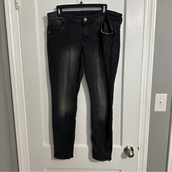 Arizona Jean's Black Skinny Jeans with fading size 13 - Picture 1 of 11